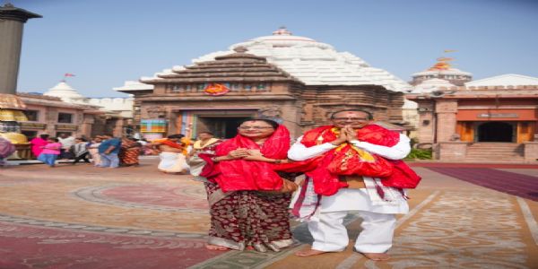 शिवराज सिंह चौहान ने पुरी में महाप्रभु श्री जगन्नाथ जी के दर्शन किए शिवराज सिंह चौहान ने पुरी में महाप्रभु श्री जगन्नाथ जी के दर्शन किए