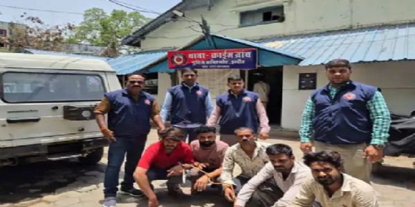 ड्रग्स के साथ गिरफ्तार आरोपी