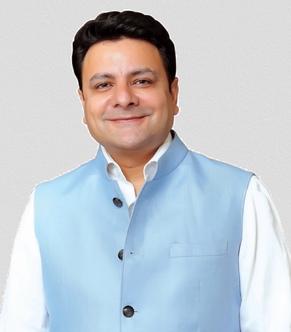 सुधीर शर्मा।