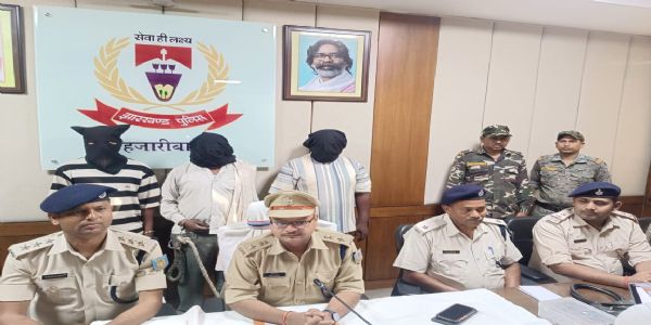 महिला हत्याकांड में पति सहित तीन गिरफ्तार