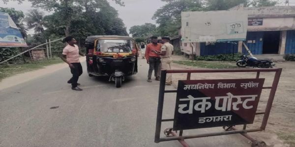 भारत-नेपाल सीमा पर सख्ती, वाहन जांच में तीन नशे में धुत गिरफ्तार