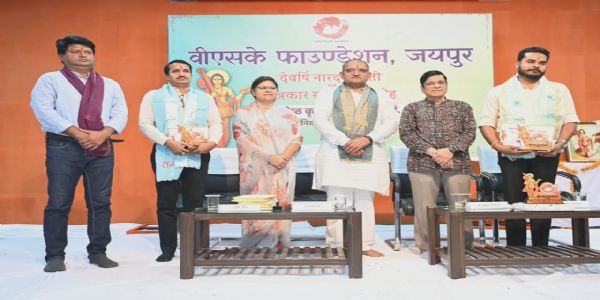 राष्ट्र निर्माण से जुड़े विचारों को बढ़ावा दे मीडिया : निम्बाराम