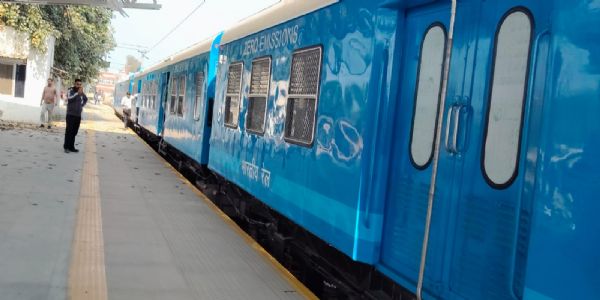 देश की पहली हाइड्रोजन ट्रेन को मरम्मत के लिए जींद से शकूर बस्ती भेजा