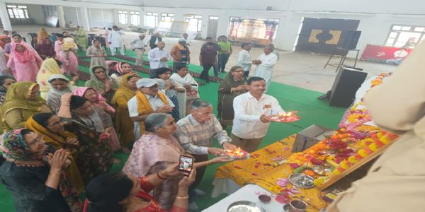 भक्ति के रंग में रंगा हिमाचल धाम, श्रद्धा और उल्लास के साथ मनाई गई 71 वीं वर्षगांठ