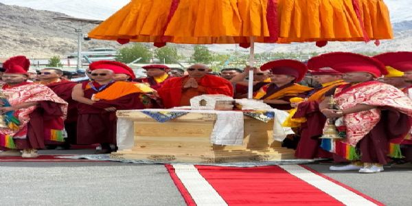 प्रधानमंत्री ने लेह में ‘भगवान बुद्ध के पवित्र अवशेषों की प्रदर्शनी’ के उद्घाटन पर जताई खुशी