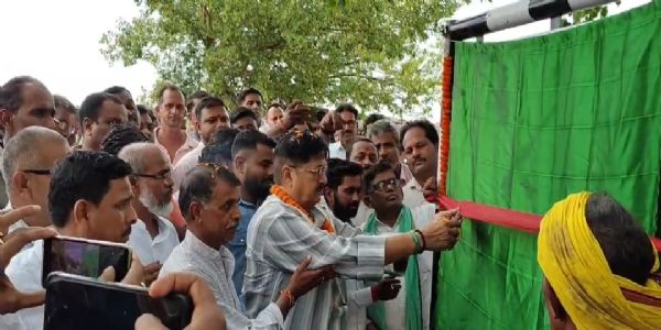 सारठ में 2.86 करोड़ की सड़क योजना का शिलान्यास