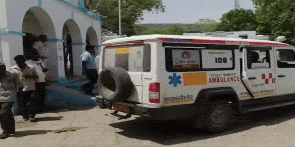 नीमचः तेज रफ्तार जीप पलटने से दो लोगों की मौत, दो बच्चों समेत 7 घायल