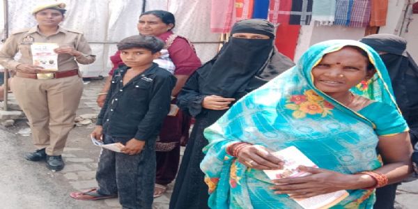 मिशन शक्ति अभियान के तहत महिलाओं व बालिकाओं को सुरक्षा के प्रति किया जागरूक