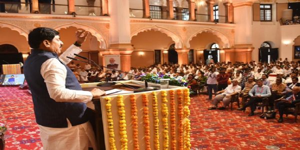 पर्यावरण अनुकूल निर्माण को प्रोत्साहित करना आवश्यक : मुख्यमंत्री डॉ. यादव