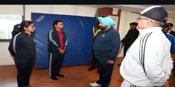 राज्यपाल ने एलबीएसएनएए का किया भ्रमण