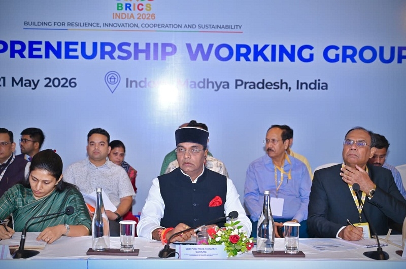इंदौर में ब्रिक्स यूथ इन्ट्रेप्रेन्योरशिप वर्किंग ग्रुप मीटिंग की तस्वीरें