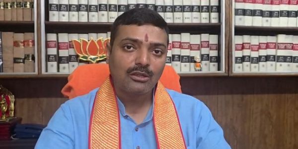 भाजपा प्रवक्ता राकेश त्रिपाठी भाजपा प्रवक्ता राकेश त्रिपाठी