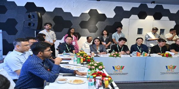 इंदौर में ब्रिक्स युवा परिषद उद्यमिता कार्य समूह की बैठक इंदौर में ब्रिक्स युवा परिषद उद्यमिता कार्य समूह की बैठक