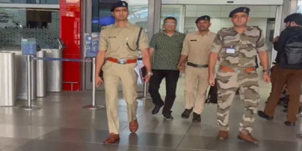 मप्र के देवास पटाखा फैक्ट्री ब्लास्ट का मुख्य आरोपी गिरफ्तार मप्र के देवास पटाखा फैक्ट्री ब्लास्ट का मुख्य आरोपी गिरफ्तार