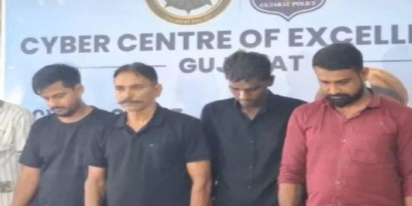 गुजरात में ‘म्यूल हंट 2.0’ के तहत 13 आरोपी गिरफ्तार गुजरात में ‘म्यूल हंट 2.0’ के तहत 13 आरोपी गिरफ्तार