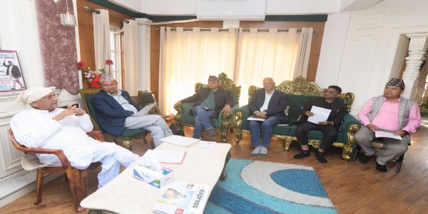 यूएमएल की सचिवालय बैठक यूएमएल की सचिवालय बैठक