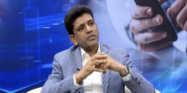 कार्यक्रम में संचार एवं ग्रामीण विकास राज्य मंत्री डॉ. चंद्रशेखर पेम्मासानी। कार्यक्रम में संचार एवं ग्रामीण विकास राज्य मंत्री डॉ. चंद्रशेखर पेम्मासानी।