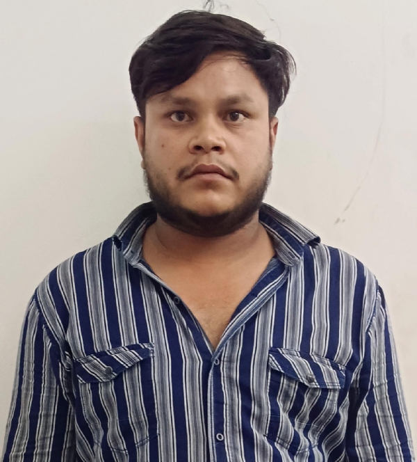 गिरफ्तार आरोपित गिरफ्तार आरोपित