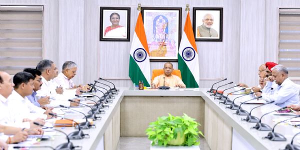 जेलों को सुधार, पुनर्वास और कौशल विकास का प्रभावी केंद्र बनाया जाए : मुख्यमंत्री योगी
