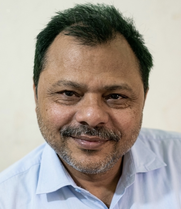 विश्व नाथ शर्मा उर्फ ‘बब्बू भाई’ विश्व नाथ शर्मा उर्फ ‘बब्बू भाई’
