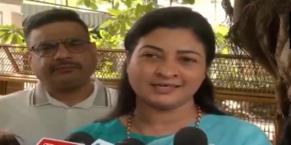 जंतर‑मंतर प्रदर्शन मामले में दोषी करार दिए जाने के बाद पत्रकारों से बात करतीं महिला कांग्रेस अध्यक्ष अलका लांबा। जंतर‑मंतर प्रदर्शन मामले में दोषी करार दिए जाने के बाद पत्रकारों से बात करतीं महिला कांग्रेस अध्यक्ष अलका लांबा।