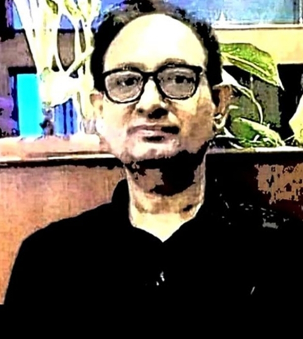 परिचय दास परिचय दास
