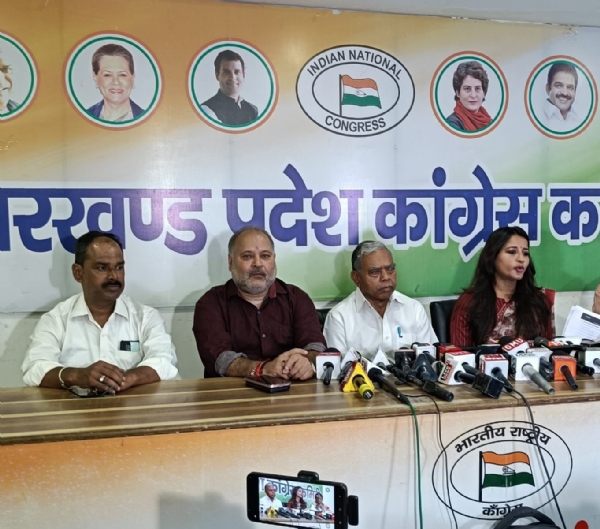 प्रेस वार्ता की तस्वीर प्रेस वार्ता की तस्वीर