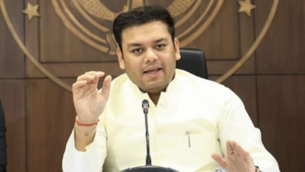 उत्तर प्रदेश के शिक्षा मंत्री संदीप सिंह उत्तर प्रदेश के शिक्षा मंत्री संदीप सिंह