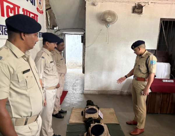 निरीक्षण करते एसपी