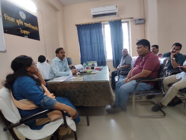 संयुक्त कृषि निदेशक ने उर्वरक विक्रेताओं के साथ की बैठक संयुक्त कृषि निदेशक ने उर्वरक विक्रेताओं के साथ की बैठक