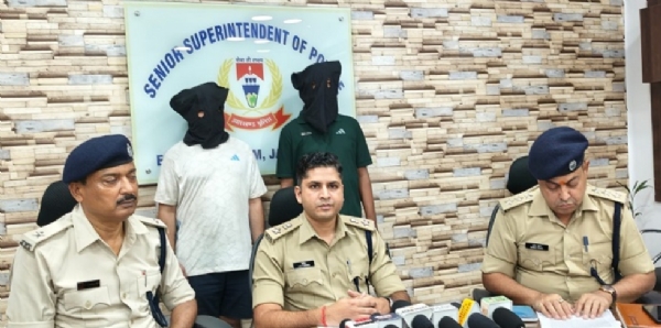 गिरफ्तार आरोपी की जानकारी देते सीटी एसपी ललित मीणा गिरफ्तार आरोपी की जानकारी देते सीटी एसपी ललित मीणा