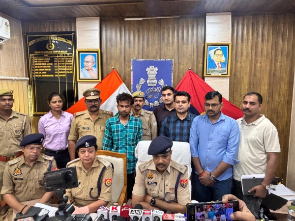 कार्यक्रम के दौरान लिया गया छायाचित्र कार्यक्रम के दौरान लिया गया छायाचित्र