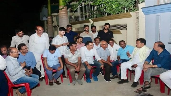 ग्वालियरः ऊर्जा मंत्री तोमर ने रात डेढ़ बजे सिविल अस्पताल हजीरा का किया निरीक्षण