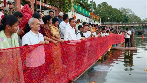 चुनरी यात्रा चुनरी यात्रा