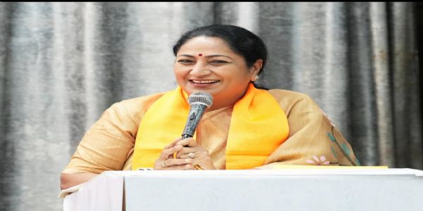 दिल्ली की मुख्यमंत्री रेखा गुप्ता (फाइल फोटो) दिल्ली की मुख्यमंत्री रेखा गुप्ता (फाइल फोटो)