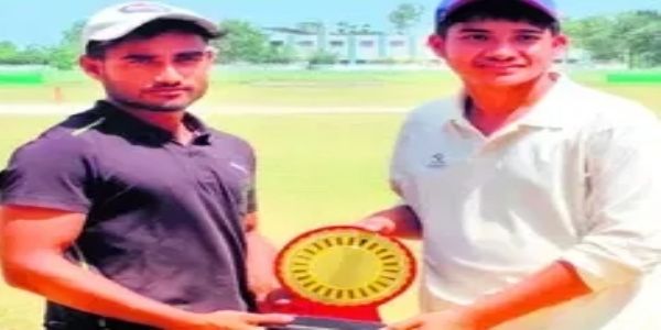 शतकीय पारी के लिए शिव को प्लेयर ऑफ द मैच चुना गया।
