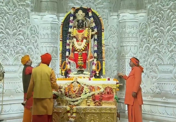 राम मंदिर पुजारी सहित राम मंदिर पुजारी सहित