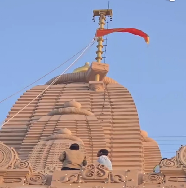 राम मंदिर मां भगवती मंदिर ध्वजारोहण
