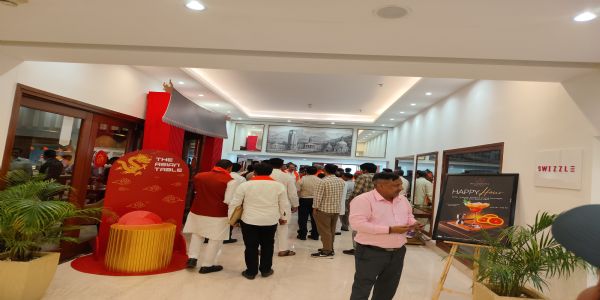 देहरादून के  राजपुर रोड स्थित भाजपा की बैठक।