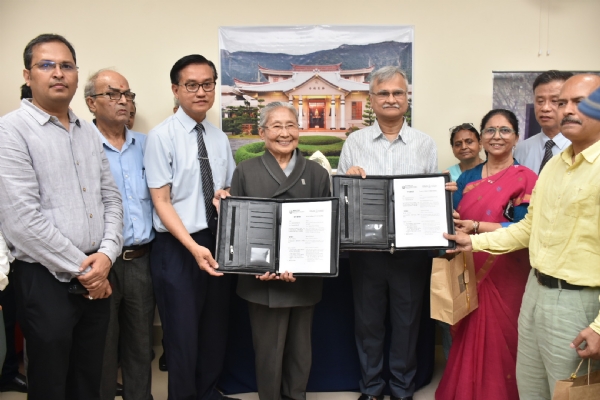 बीएचयू में ‘त्ज़ू ची महायान बौद्ध प्रैक्टिस सेंटर’ का उद्घाटन समारोह बीएचयू में ‘त्ज़ू ची महायान बौद्ध प्रैक्टिस सेंटर’ का उद्घाटन समारोह
