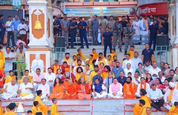 राष्ट्रीय अध्यक्ष नितिन नबीन ऋषिकेश स्थित परमार्थ निकेतन में गंगा पूजन कार्यक्रम।