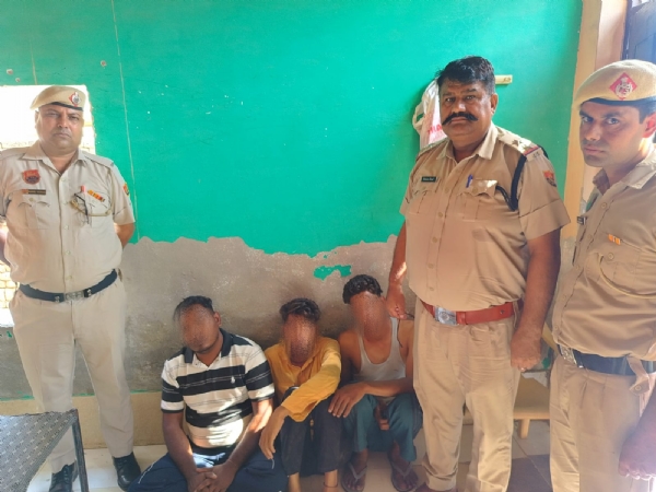 पूंडरी पुलिस द्वारा हेरोइन सहित काबू किए गए आरोपी पुलिस गिरफ्त में पूंडरी पुलिस द्वारा हेरोइन सहित काबू किए गए आरोपी पुलिस गिरफ्त में