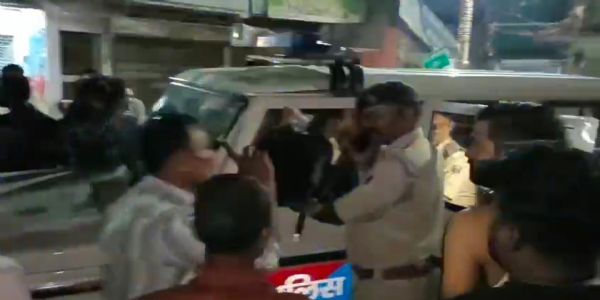 महावीर चौक पर ज्वेलरी दुकान में चोरी की कोशिश नाकाम, एक चोर पकड़ाया;दूसरा फरार