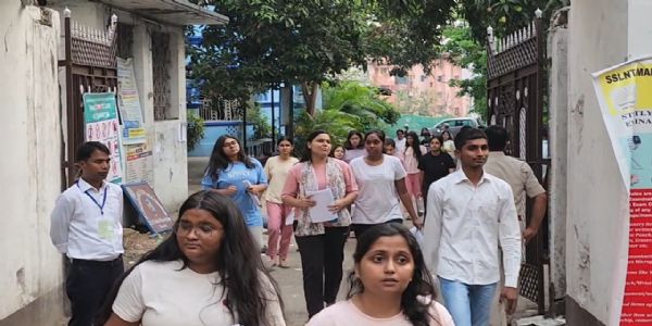 नीट (यूजी) परीक्षा शांतिपूर्वक संपन्न