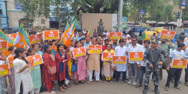 भाजपा नेता कृष्णेन्दु मुखर्जी ने निकाली धन्यवाद यात्रा