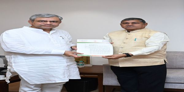 पूर्णिया में रेल सुविधाओं के लिए विधायक विजय खेमका ने रेल मंत्री से की अहम मुलाकात