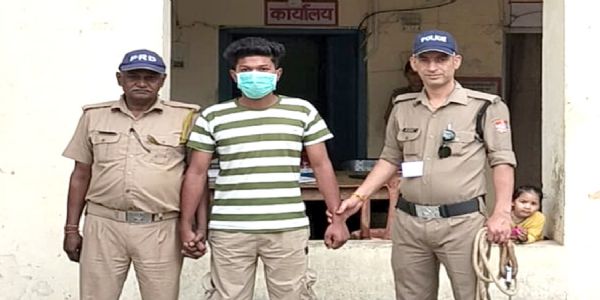 पिल्ला गैंग पर पुलिस का शिकंजा, एक गिरफ्तार, दो नाबालिग संरक्षण में