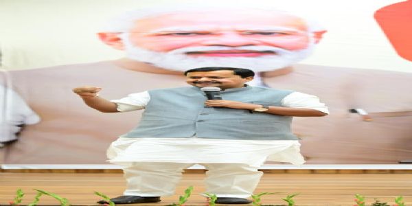 ‘युवा शक्ति संवाद’ कार्यक्रम में  भाजपा के राष्ट्रीय अध्यक्ष नितिन नवीन संबोधित करते हुए।