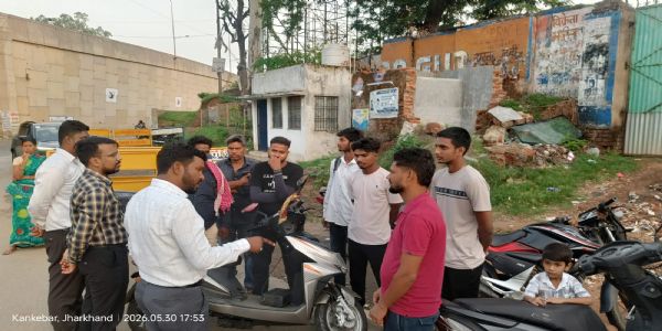 बिना हेलमेट वाहन चला रहे चालकों को डीटीओ ने दी सख्त चेतावनी