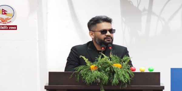 संसद में संबोधन करते प्रधानमंत्री